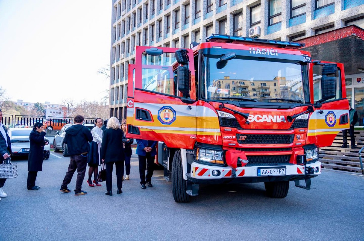 Poslanci kontrolovali nákup hasičských áut. Ministerstvo vnútra tvrdí, že modernizácia prebieha transparentne