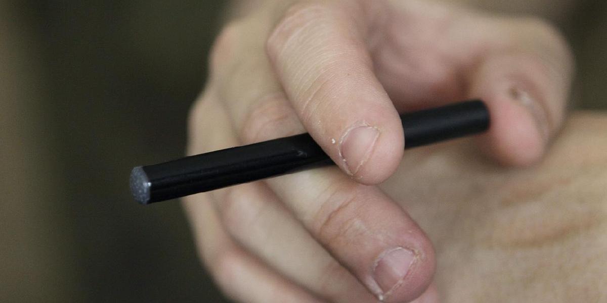Vo Francúzsku chcú obmedziť elektronické cigarety podobne ako tie klasické