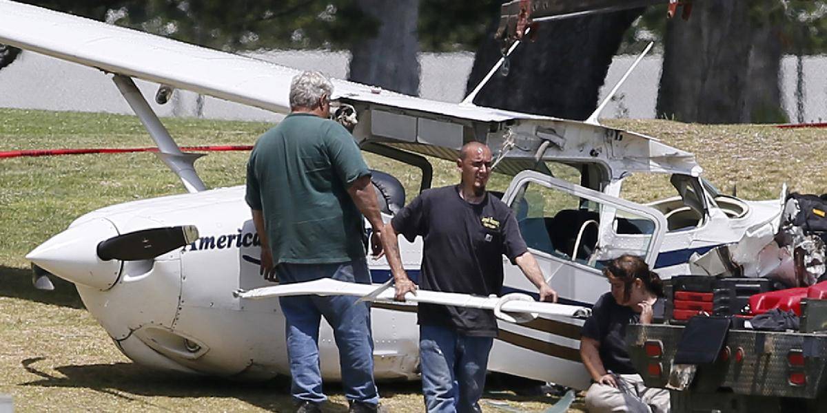 Štyria ľudia zahynuli pri zrážke lietadiel v Arizone