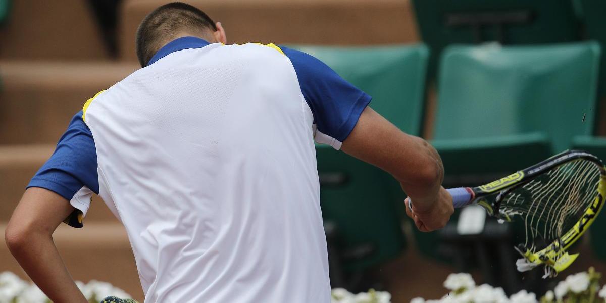 Roland Garros: Nervák Južnyj dnes proti Haasovi opäť rozmlátil svoju raketu