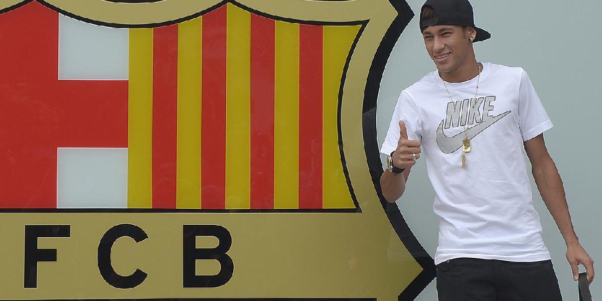 Neymar podpísal s Barcelonou päťročnú zmluvu 