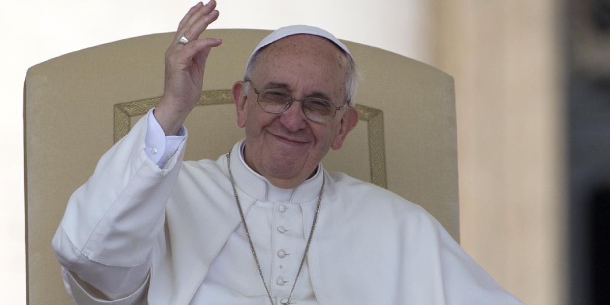 Pápež František ostro kritizoval plytvanie jedlom vo svete