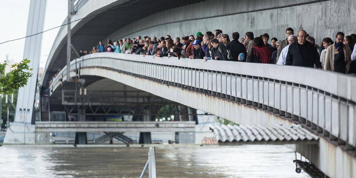 Dunaj v Bratislave stúpol nad 10 metrov: Bude ešte horšie!