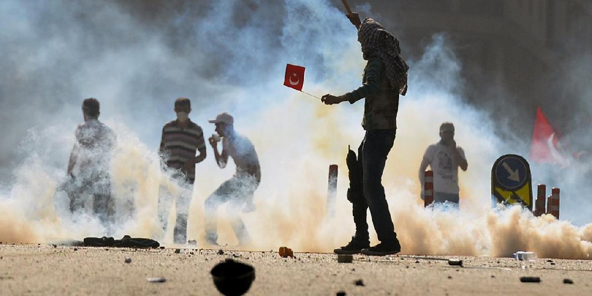 Komisár pre ľudské práva: Udalosti v Turecku sú šokujúce