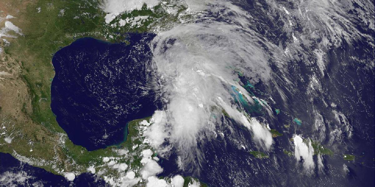 K Floride sa blíži obávaná tropická búrka Andrea