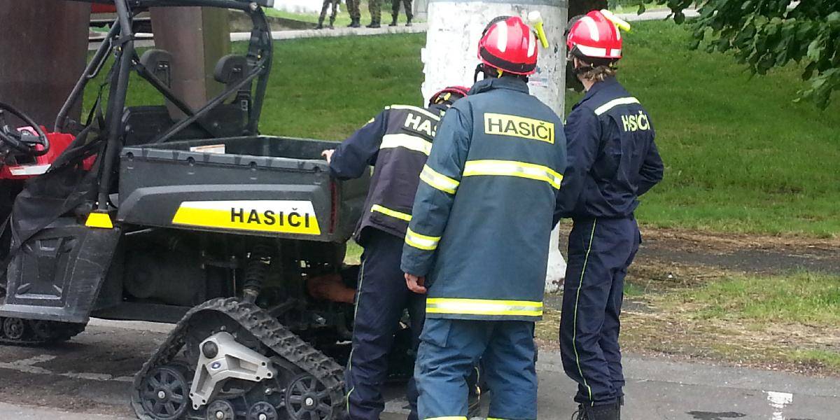 Slovenskí hasiči odišli pomáhať do Česka