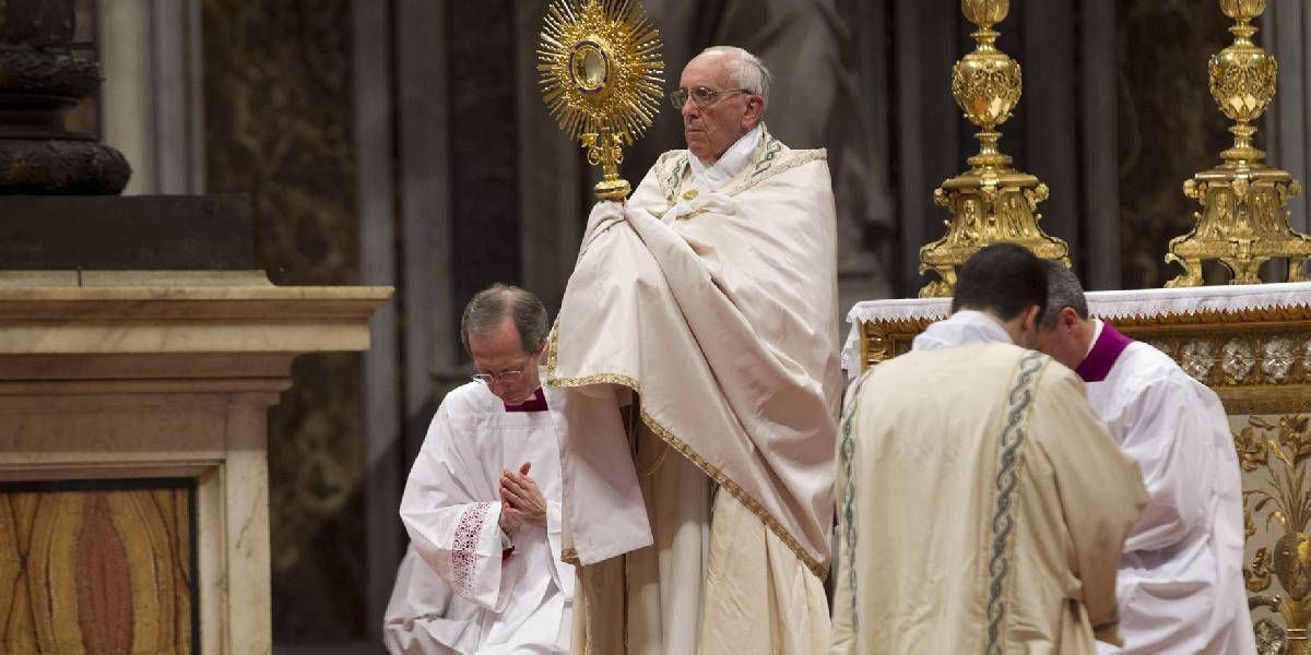 Pápež František priznáva: Na popredných miestach vo Vatikáne pôsobí homosexuálna lobby