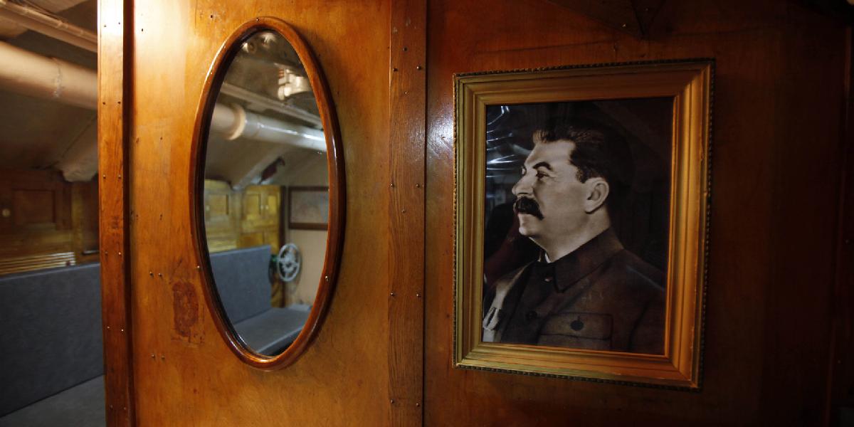 Archívy zverejnili tisíce dokumentov o Stalinovi