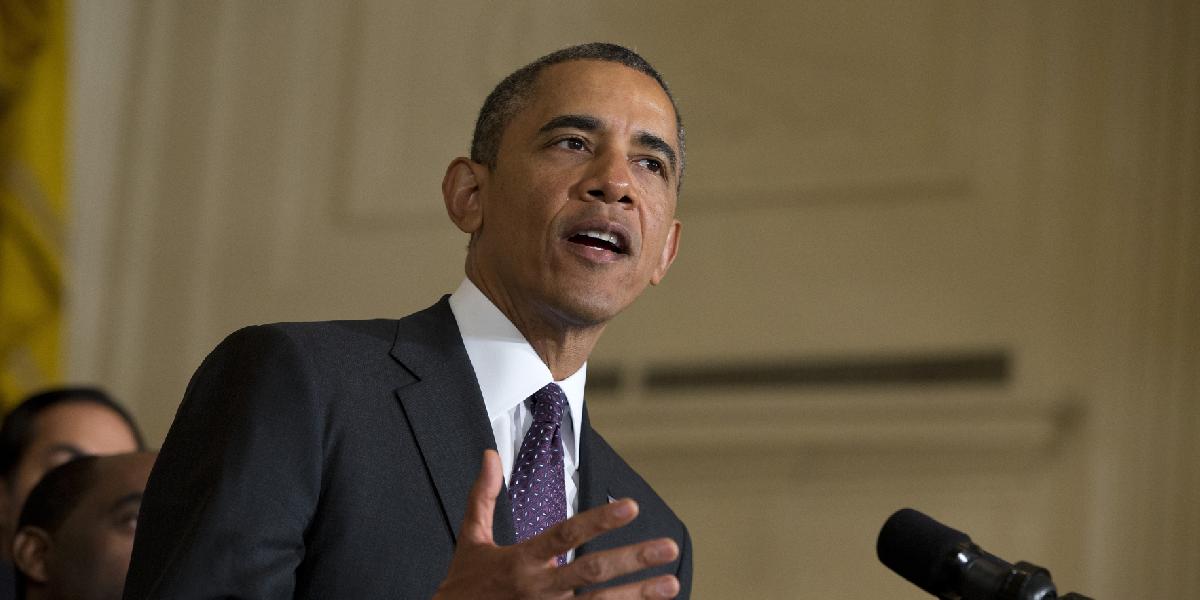 Prezident Obama schválil dodávky zbraní sýrskym rebelom