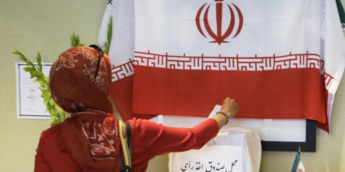V iránskych prezidentských voľbách zvíťazil Hasan Rúhání