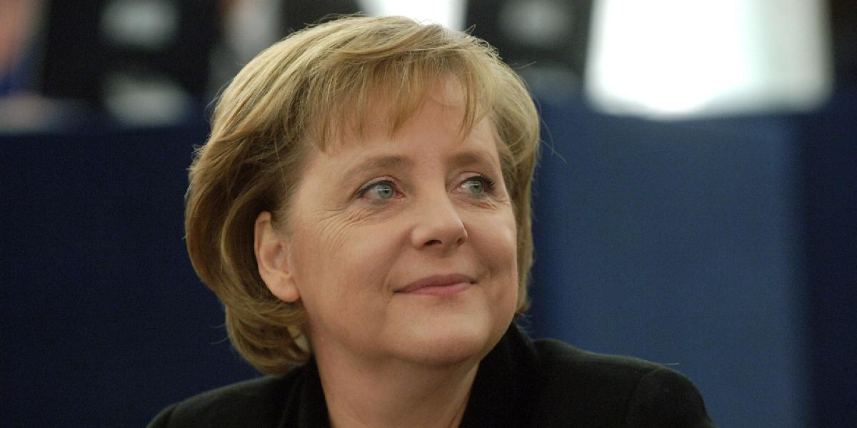 Merkelová chce spraviť z nemčiny plnoprávny pracovný jazyk EÚ