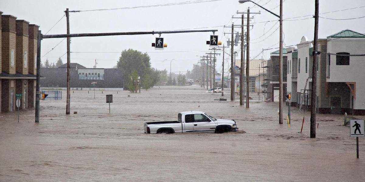 Hrôzostrašné záplavy v Kanade: Traja mŕtvi, 100 000 evakuovaných!