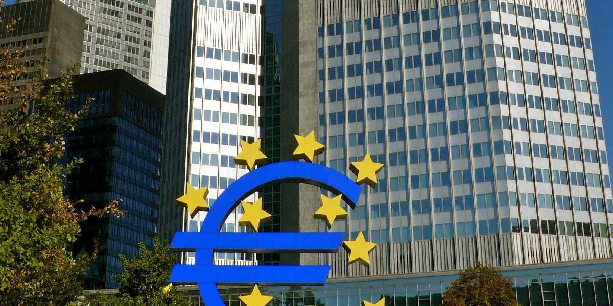 ECB nebude nízke úroky udržiavať donekonečna