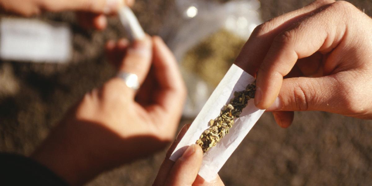 Znižovanie trestných sadzieb za drogy je podľa Figeľa chybou