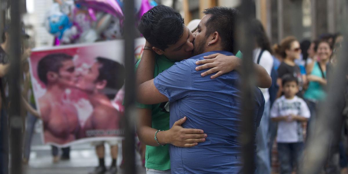 Vlády afrických krajín sprísnili zákony proti homosexuálom