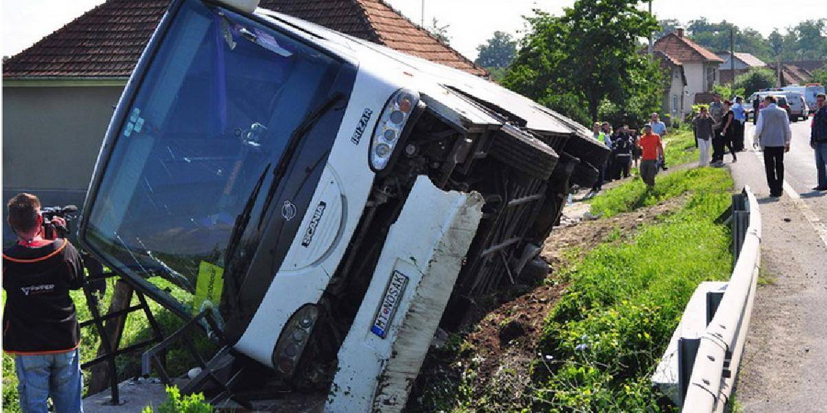 Havária slovenského autobusu v Rumunsku: Jeden cestujúci zostáva v nemocnici