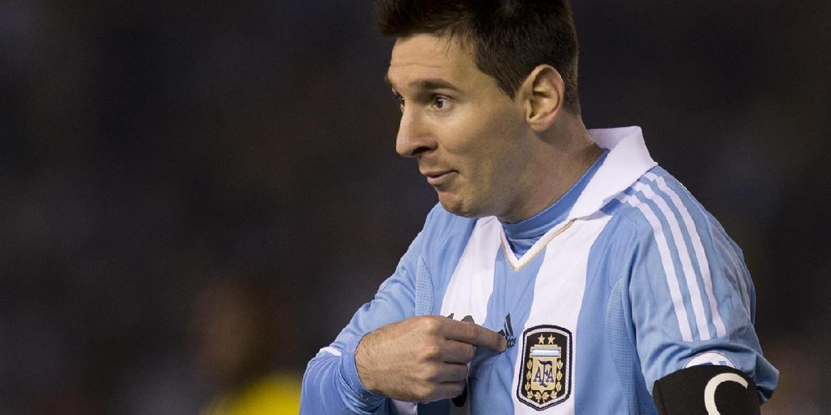 Iniesta neobháji, v hre zostal Messi