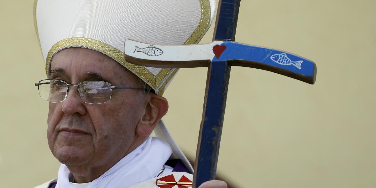 Pápež nariadil stiahnutie svojej sochy z Buenos Aires