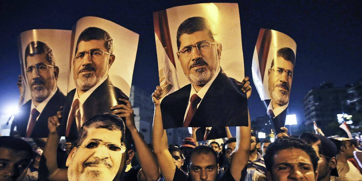 Egyptská prokuratúra bude vyšetrovať Mursího útek z väzenia v roku 2011