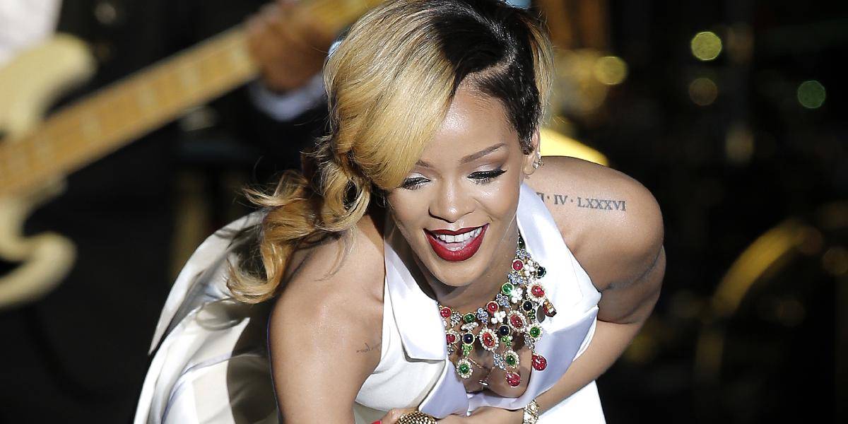 Hviezdne maniere: Rihanna meškala na koncert viac než tri hodiny!
