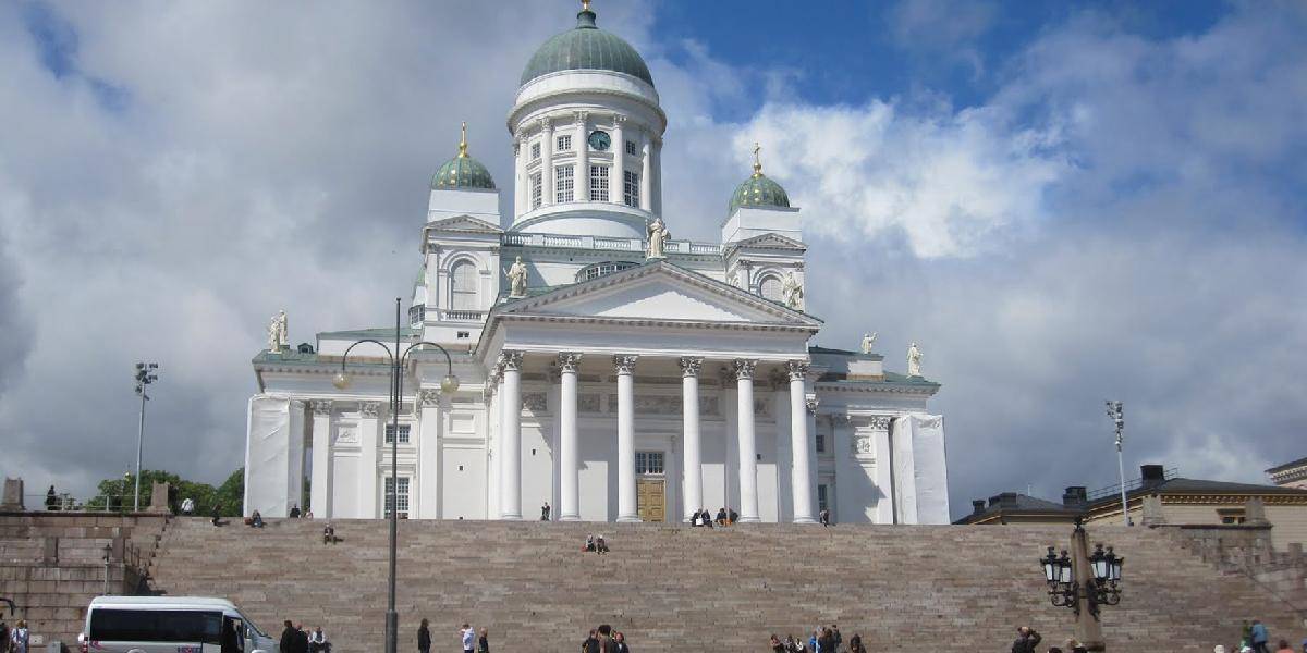 Evanjelickú cirkev opustilo za dva dni vyše 4 000 Fínov kvôli ministrovi