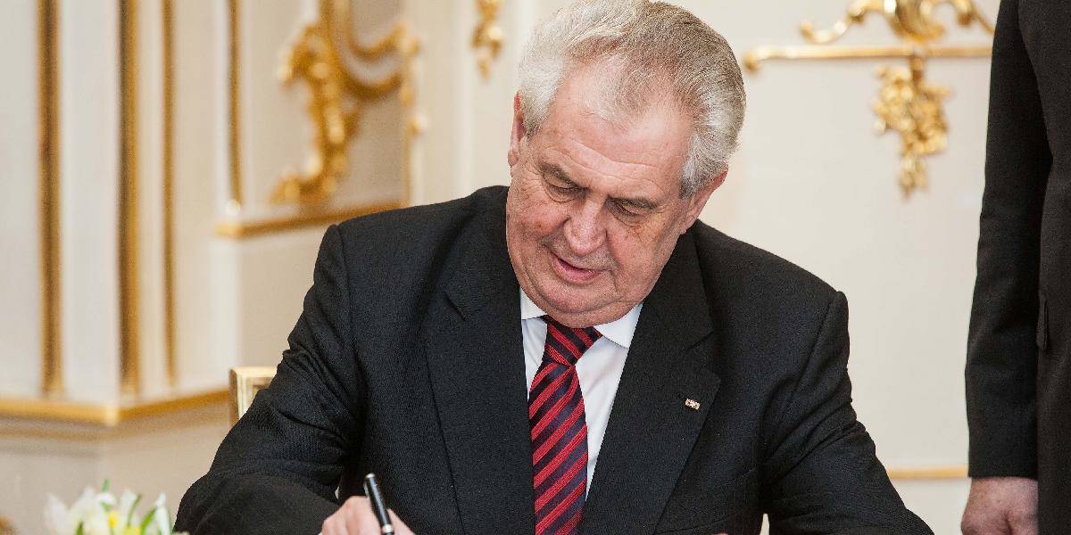 Prezident Zeman navrhol za ústavného sudcu už raz odmietnutého Jana Sváčka