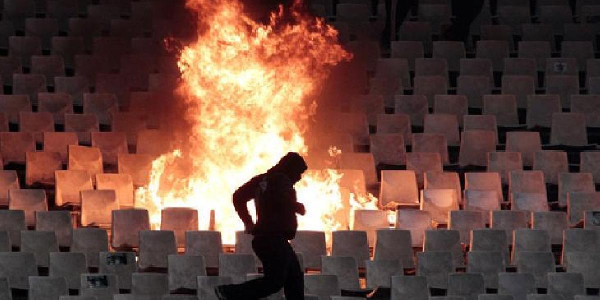 Na Cypre takmer zhorel fanúšik