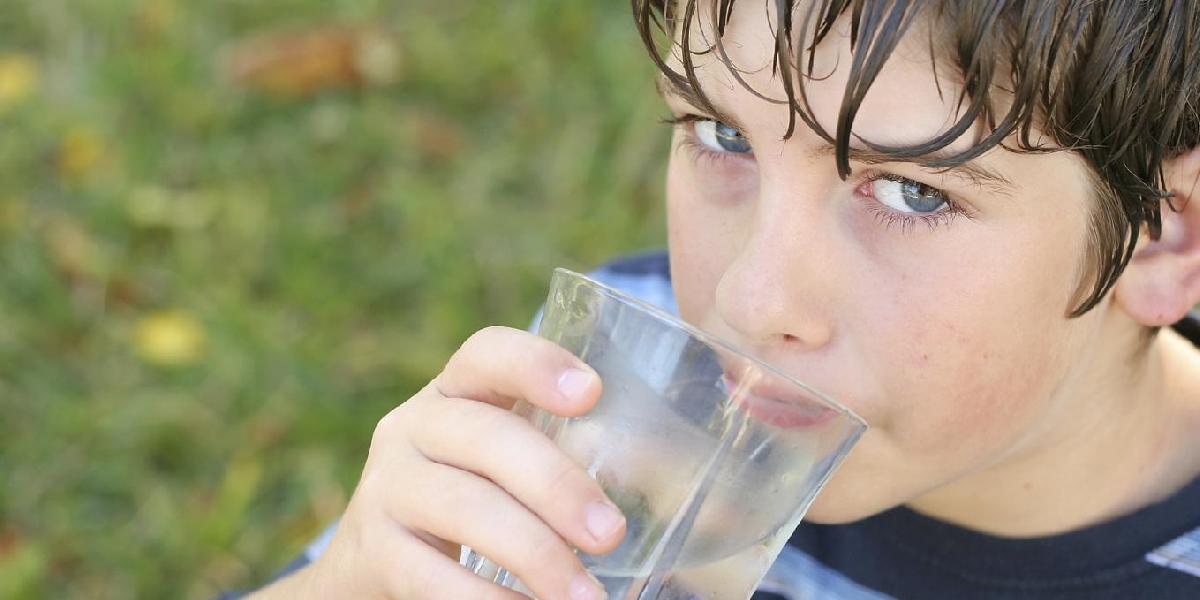 V lete je hnačka u detí bežnejšia, hrozí im dehydratácia