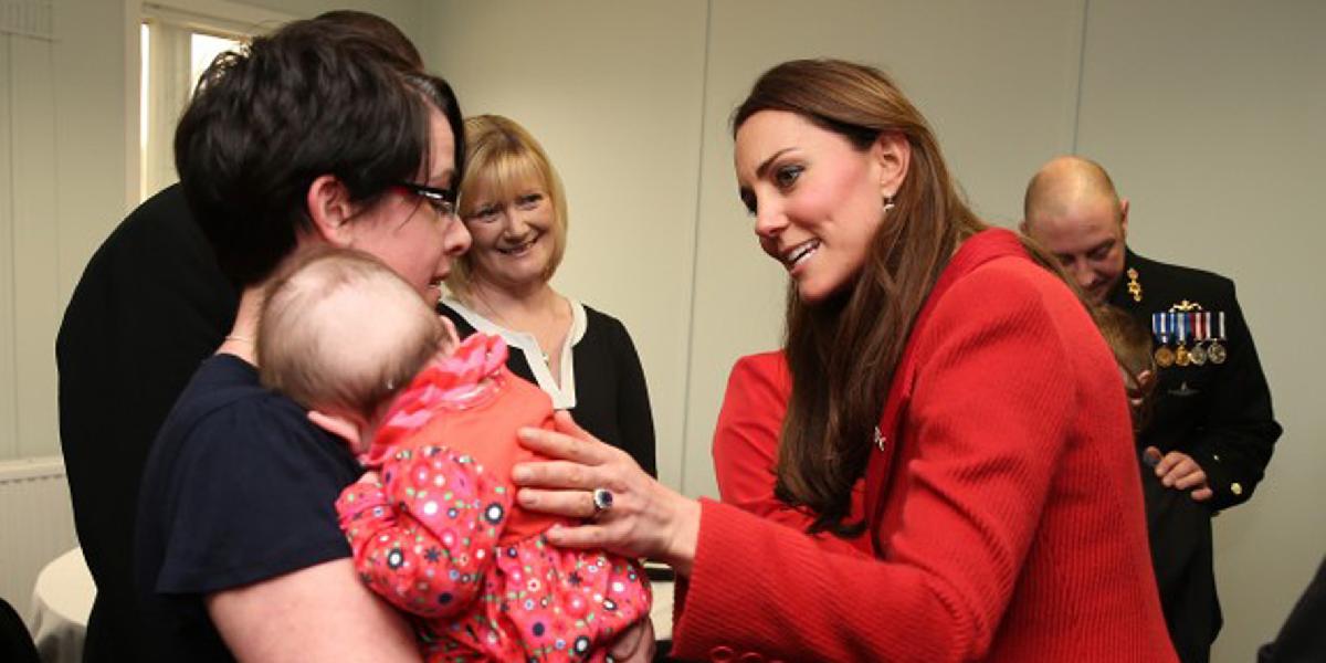 Britský kráľovský dvor aj poddaní sú v očakávaní, Kate začala rodiť!