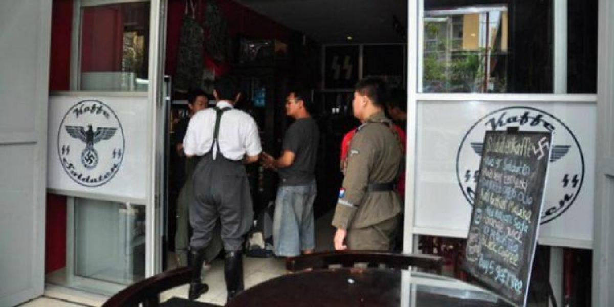 Kaviareň s nacistickými symbolmi zatvorili