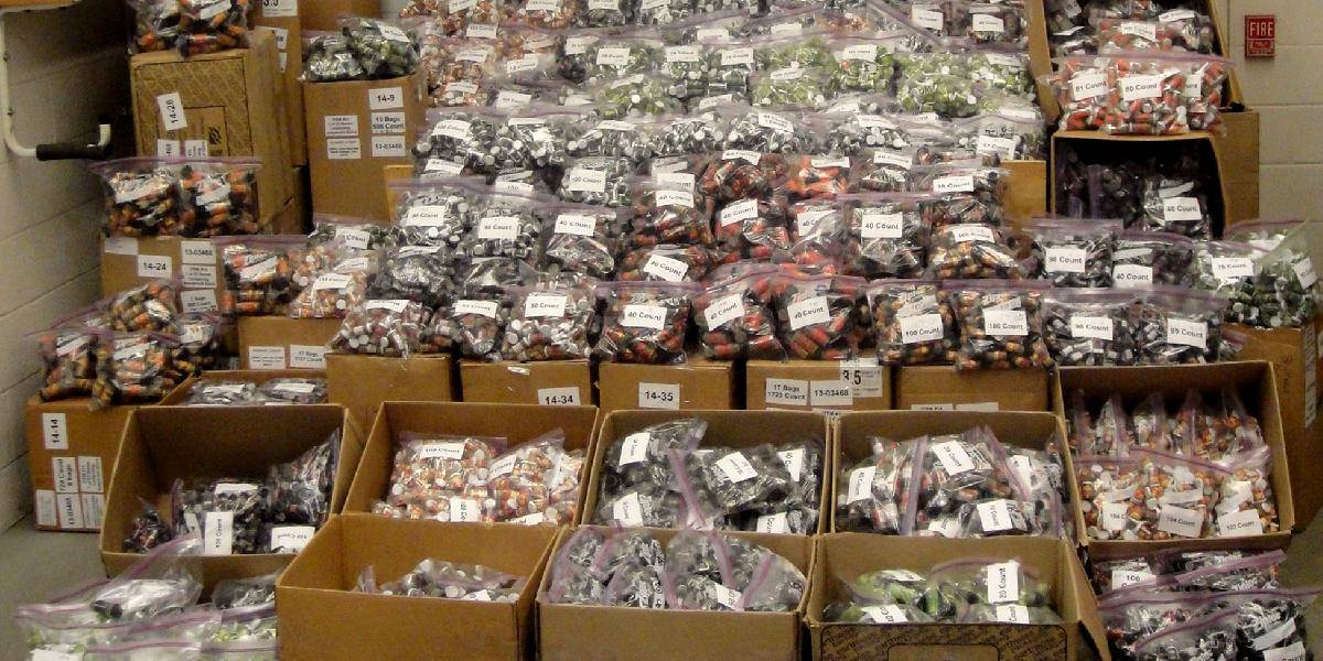 Taliansky policajti zhabali 18 miliónov kusov falošného tovaru