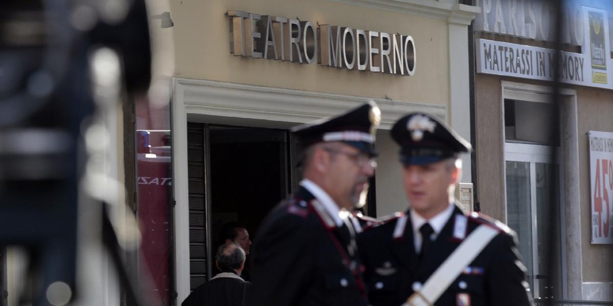 Talianska polícia zaútočila na mafiu v Ríme a Kalábrii