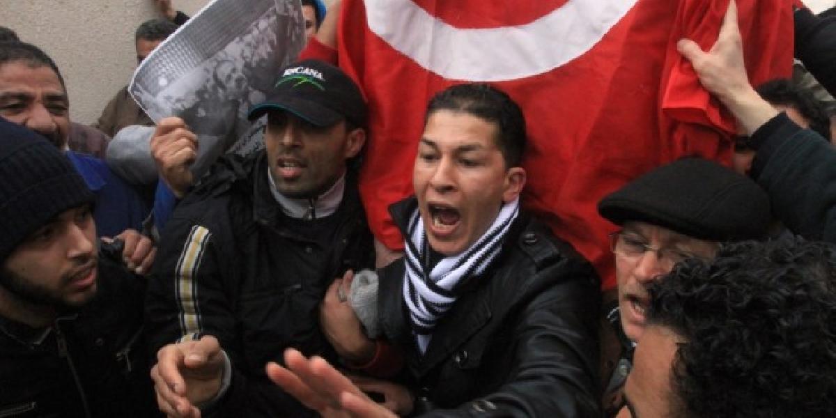 Tuniskí lídri rokujú o novej dohode o rozdelení moci v krajine