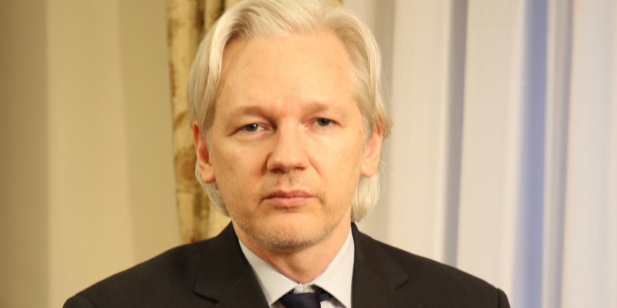 Assange vyzval novinárov, aby chránili svojich informátorov