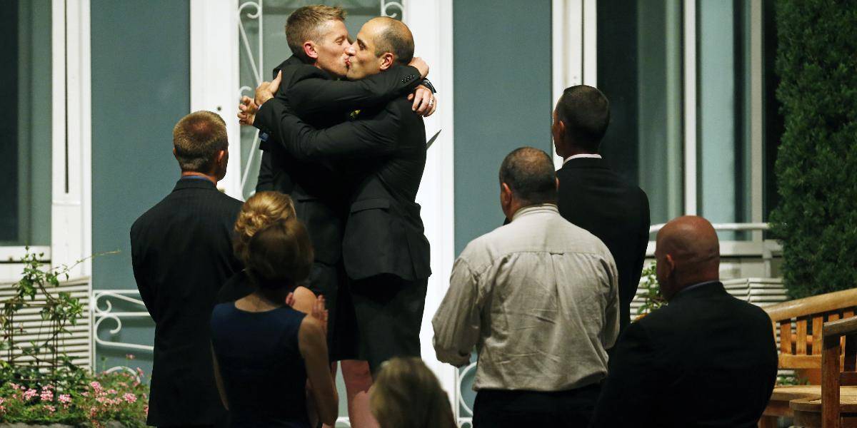 Minnesota a Rhode Island otvorili sobášne siene aj pre homosexuálov