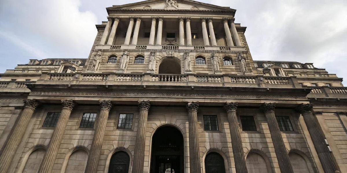 Bank of England menovú politiku nezmenila