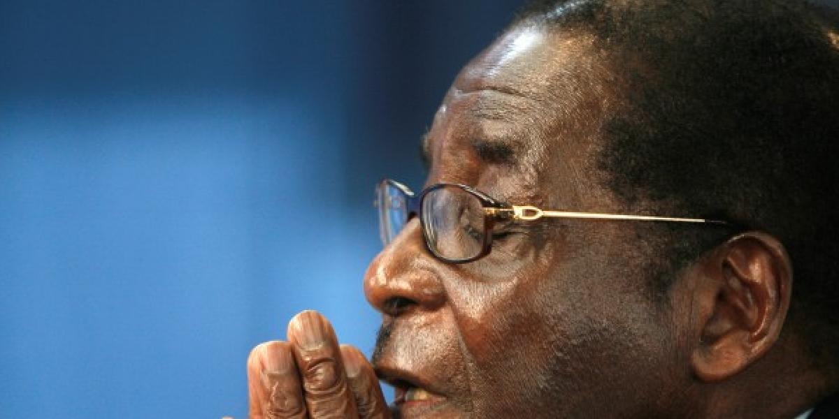 Mugabe opäť vyhral voľby v Zimbabwe, opozičný líder hovorí o podvode