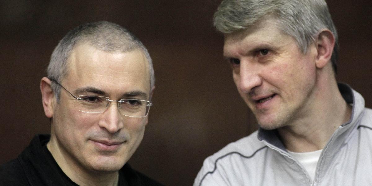 Chodorkovskému skrátili trest o dva mesiace