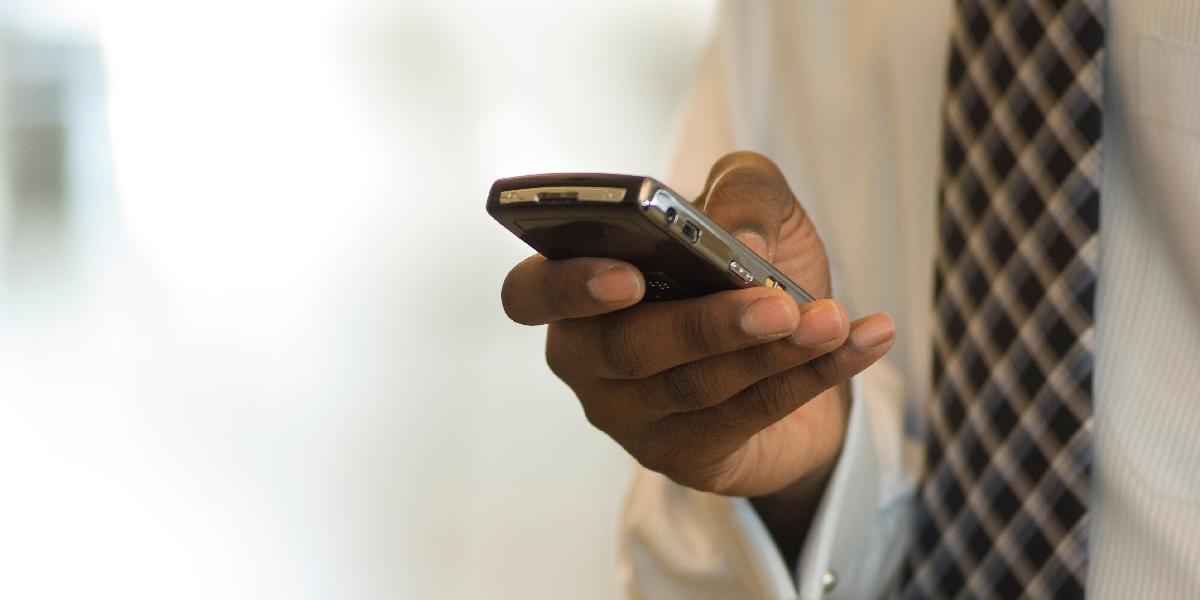 Krajiny Beneluxu plánujú zrušiť roamingové poplatky medzi sebou