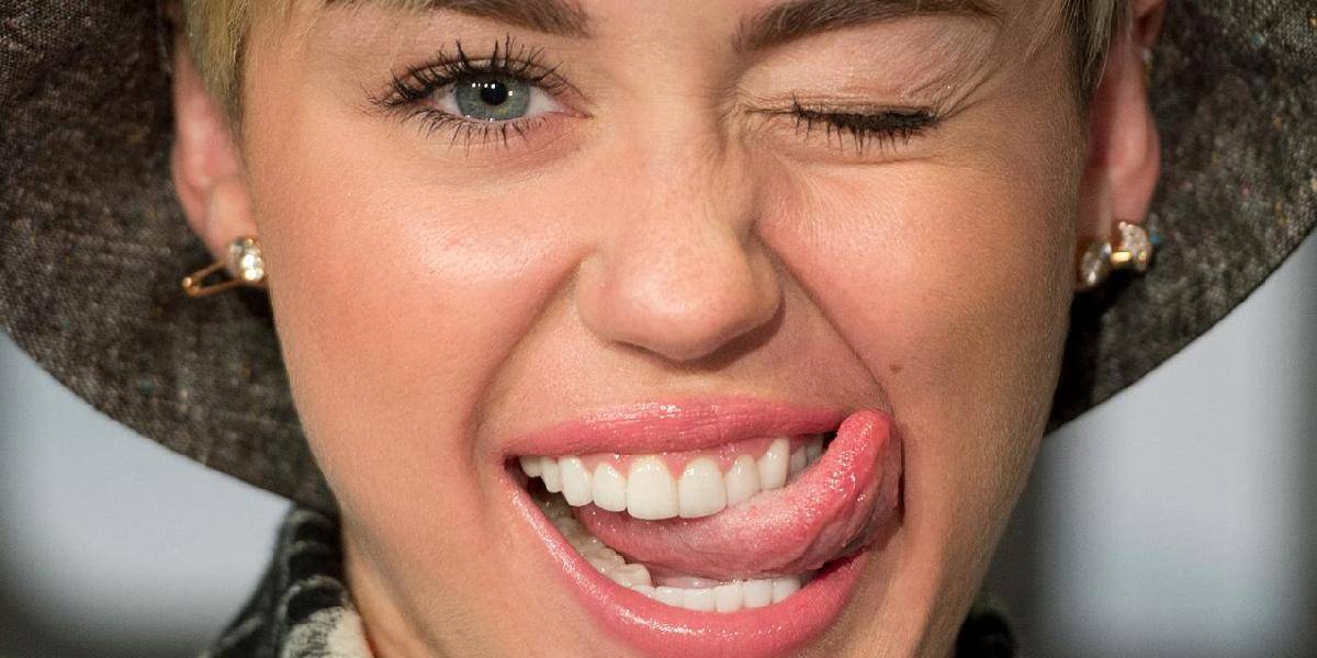Nový album Miley Cyrus sa bude volať Bangerz