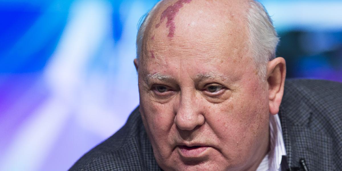 Gorbačov musel popierať, že zomrel