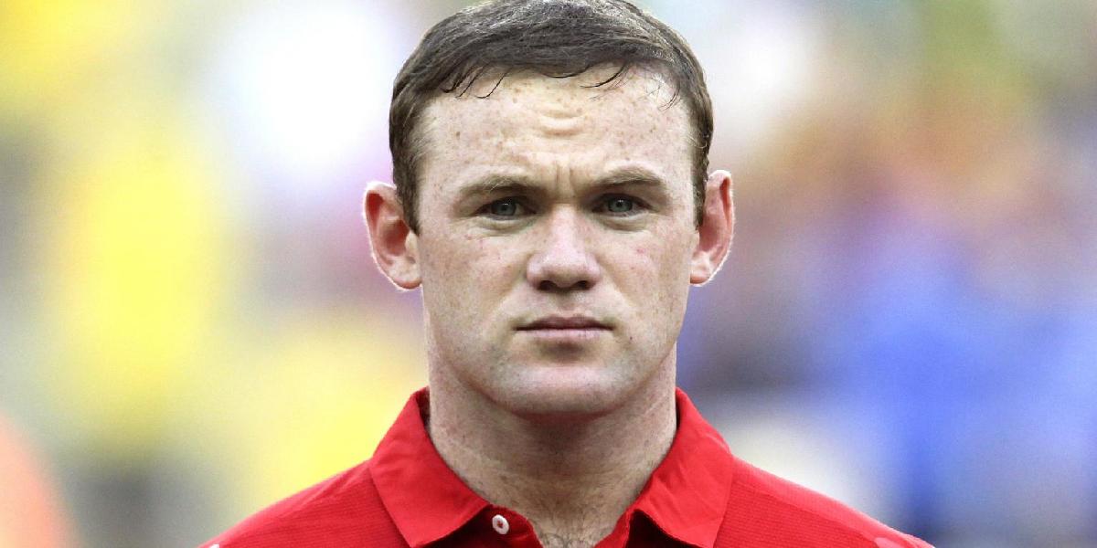 Rooney na vlastnú žiadosť trénoval s rezervou United