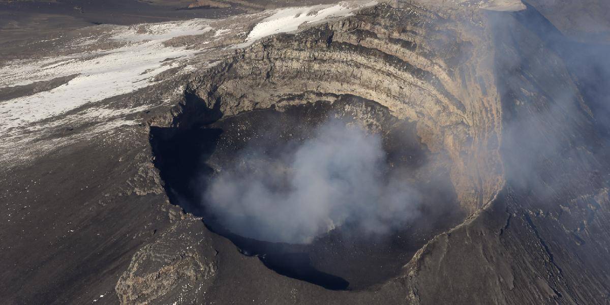 Sopka Šiveluč na Kamčatke vychrlila sedemkilometrový stĺp popola