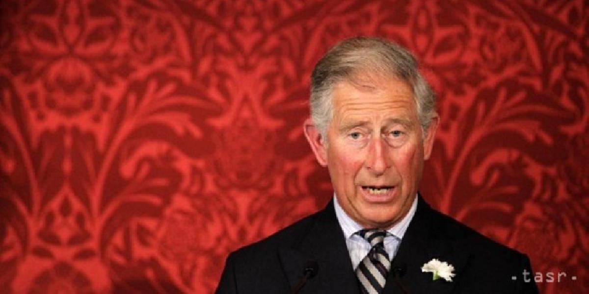 Princ Charles čelí kritike za údajné zasahovanie do politiky