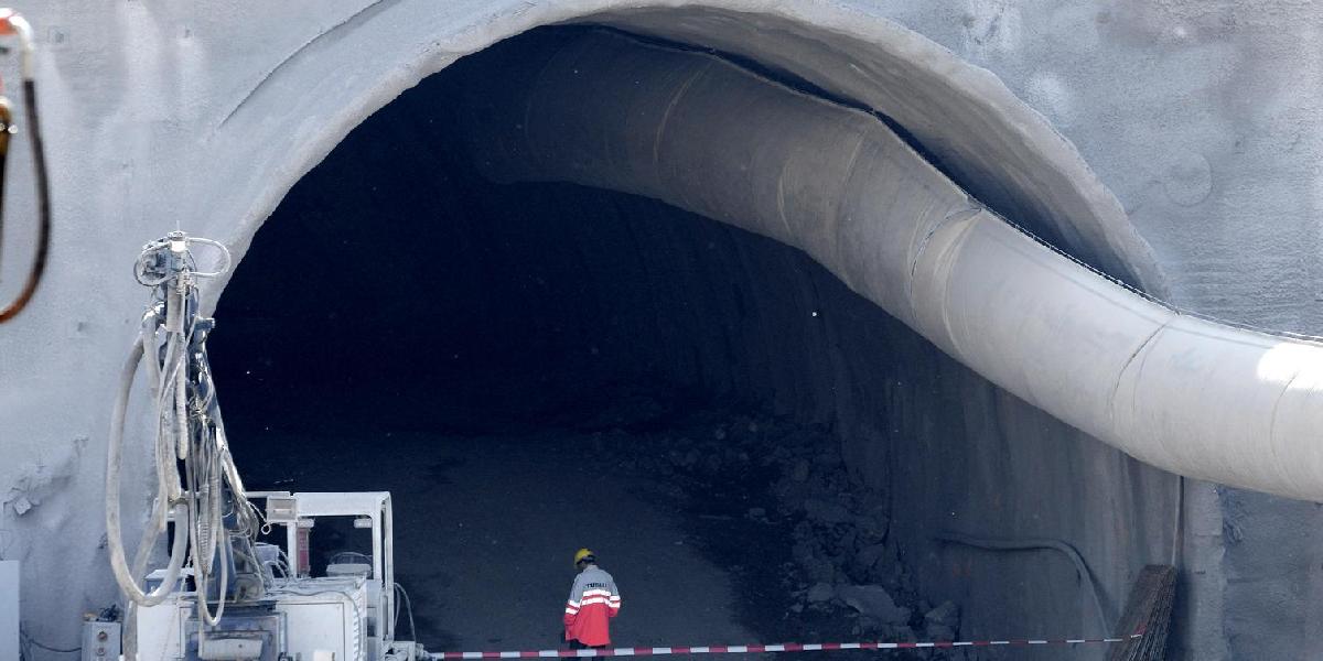 Tunel Šibenik: Ťažko zranený robotník je po operácii v umelom spánku