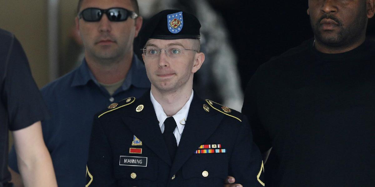 Nobelovú cenu za mier pre vojaka Manninga žiada 100-tisíc ľudí  