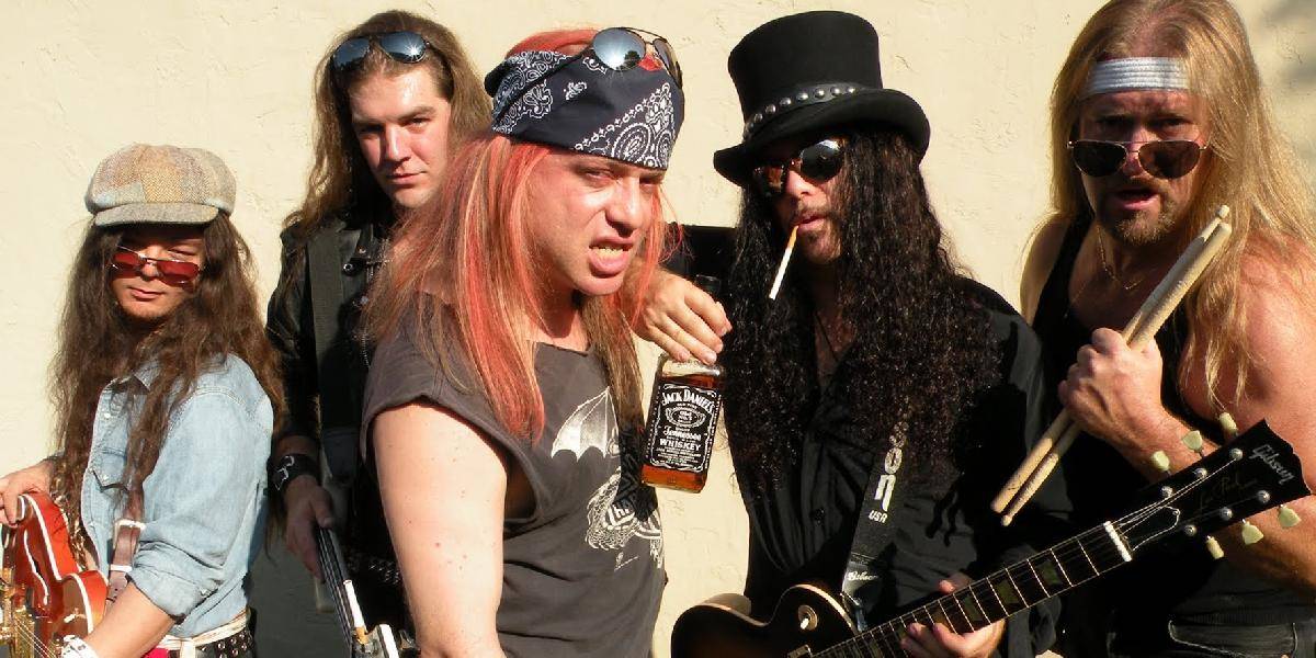 Polícia prešetruje pozoruhodné zásnuby gitaristu Guns N' Roses
