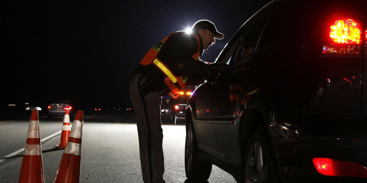 Opitý vodič unikal policajtom,mal 60-mesačný zákaz jazdiť