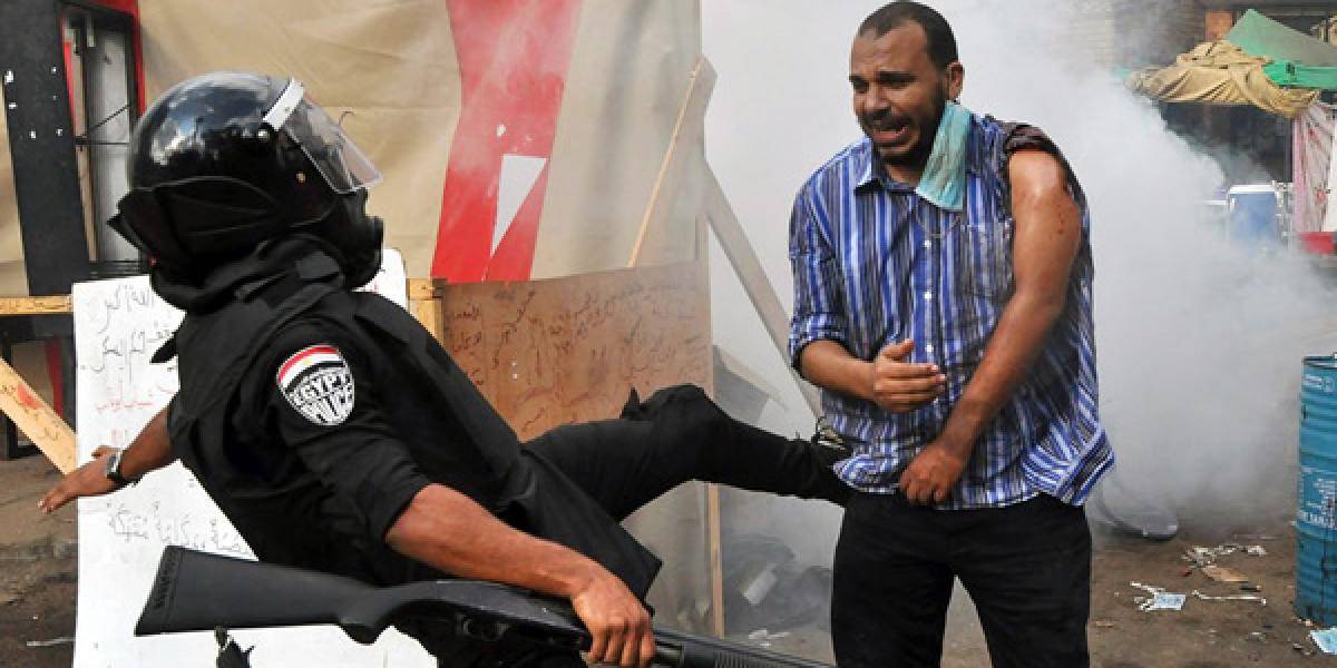 Pan je znepokojený pokračujúcim násilím v Egypte