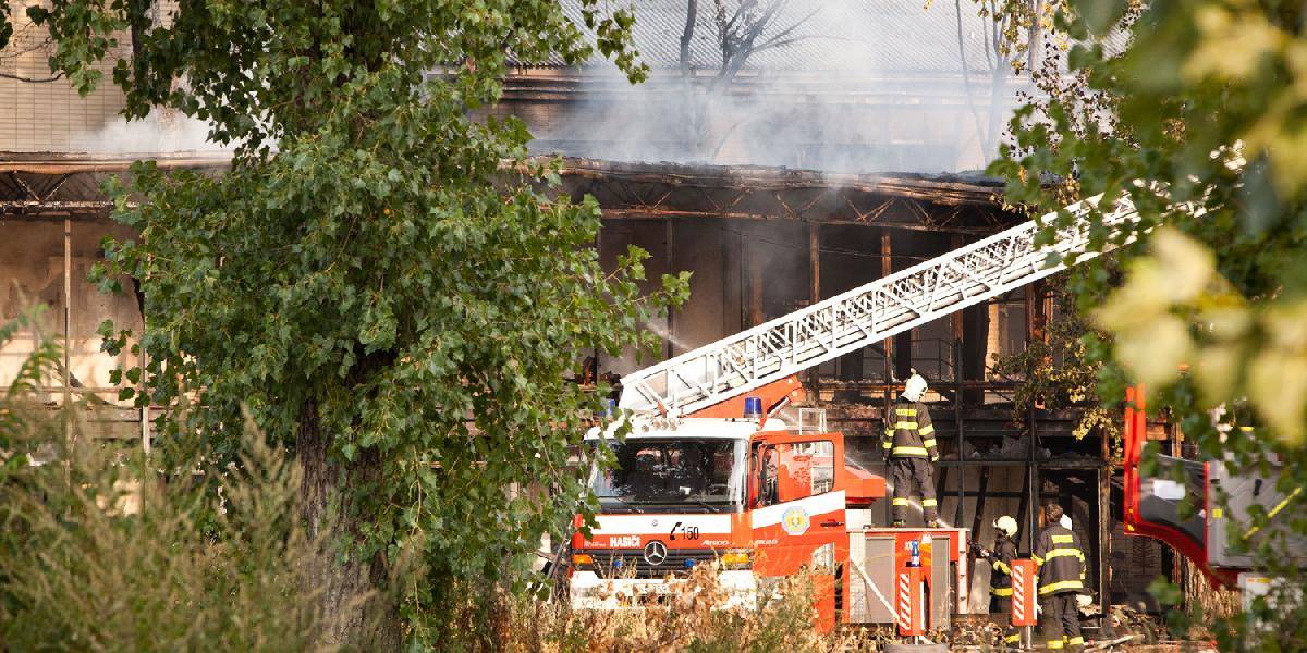 V bratislavskom PKO vypukol rozsiahly požiar: Hustý čierny dym zahalil aj Slavín!